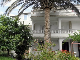 Apartman Dijana 1: