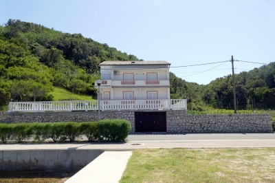 Apartman VILI 3: