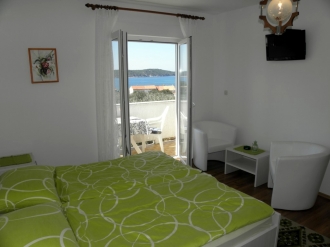 B&B JOSIP 1: